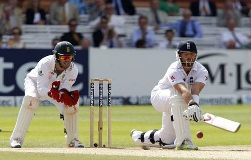 South Africa are close to replacing England as the world's top Test side